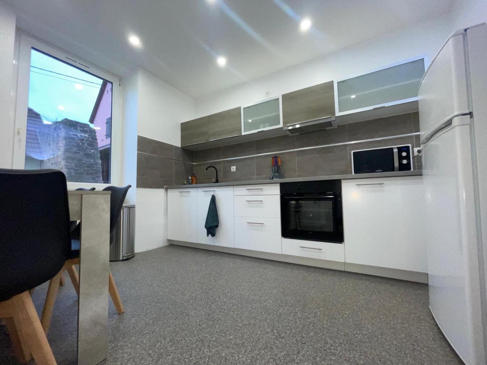 Magnifique Appartement Charmant T3 80M2 Parking Gratuit Rosheim Exteriör bild